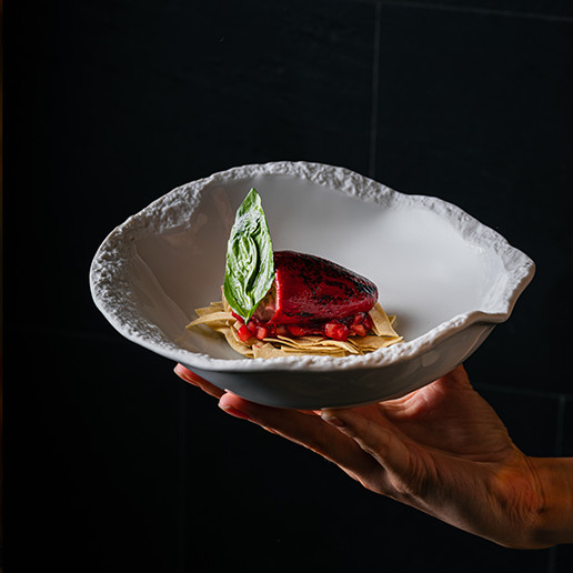 Surprising dessert for an unconventional marriage proposal at Dans le Noir ? restaurant